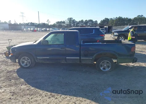 2001 Chevrolet S10 from USA, damaged, VIN 100CS19W018193581